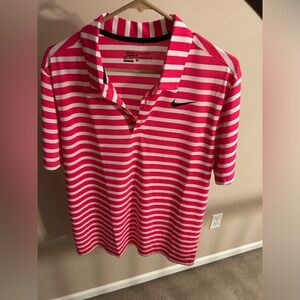 Men’s striped Nike golf shirt